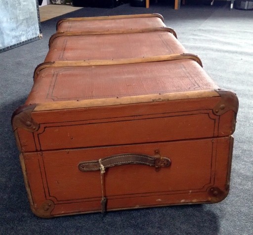 Zdjęcie oferty: Zabytkowy kufer podróżny bryczka, powóz XIX/XXw