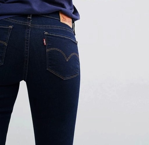 Zdjęcie oferty: Levi s Levis  28 x 32 super skinny dark blue jeans