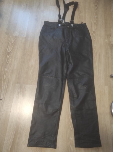 Zdjęcie oferty: Spodnie skórzane męskie z szelkami rozm L