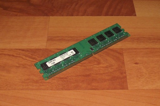 Zdjęcie oferty: Pamięć DDR2 1GB Empaq 667MHz (PC2-5300)