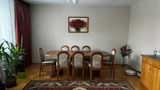 Zdjęcie oferty: Stół drewniany, 8 krzeseł, stolik kawowy OKAZJA!