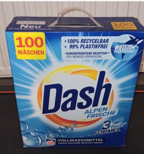 Zdjęcie oferty: Niemiecki proszek Dash do białego 100 prań. 