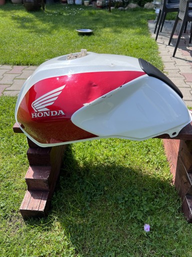 Zdjęcie oferty: Zbiornik paliwa  bak Honda CB1300 SC54