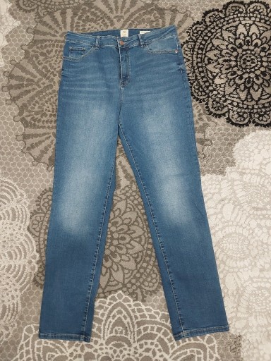 Zdjęcie oferty: jeansy C&A shaping tall 44