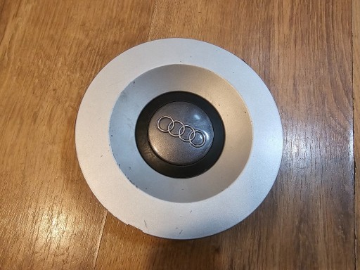 Zdjęcie oferty: Kapsel dekielek felgi  Audi Avus 8D0601165E