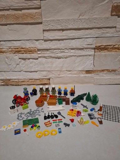 Zdjęcie oferty: Lego figurki i akcesoria.