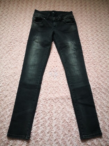 Zdjęcie oferty: Nowe damskie czarne jeansy LTB Slim Fit W27 L30