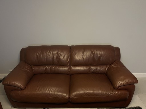 Zdjęcie oferty: Skorzana sofa dwuosobowa + fotel