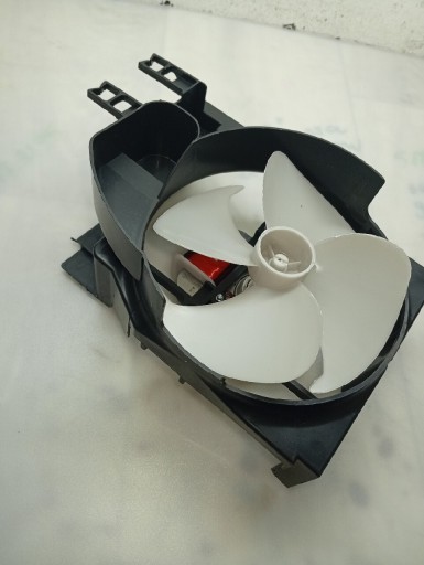 Zdjęcie oferty: Silnik śmigło +obudowa do mikrofali Samsung Orginał !!