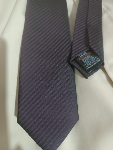 Zdjęcie oferty: Śliwkowy męski krawat firmy Next nowy