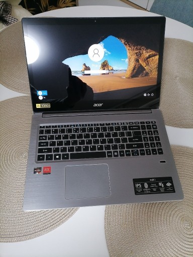 Zdjęcie oferty: Laptop acer Swift 3- AMD RYZEN 7 