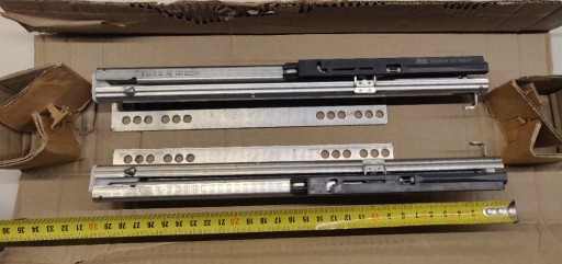 Zdjęcie oferty: HETTICH 45285 QUADRO V6/300 EB20 Silent Syst.5kpl.