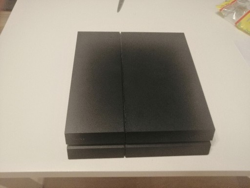 Zdjęcie oferty: PlayStation 4 Fat 500gb, 2 pady i Fifa 18.