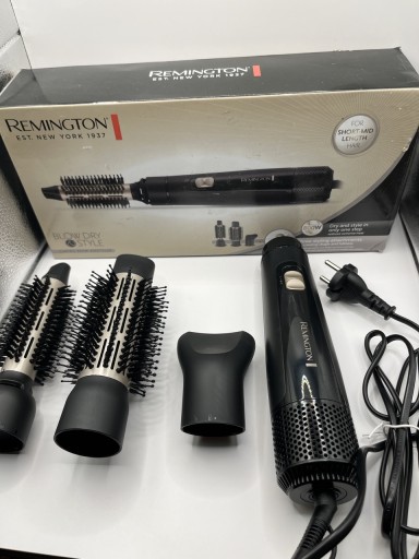 Zdjęcie oferty: Suszarka szczotka susząca remington 3w1