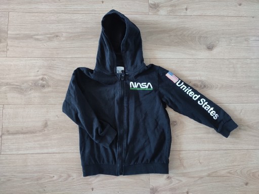 Zdjęcie oferty: Bluza z kapturem z logo NASA,   122/128