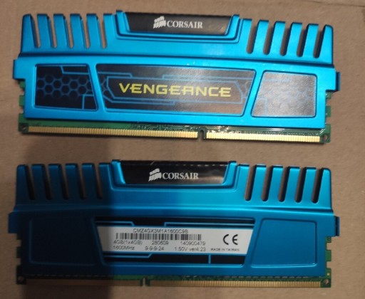 Zdjęcie oferty: Pamięć RAM Corsair Vengeance DDR 3 4GB