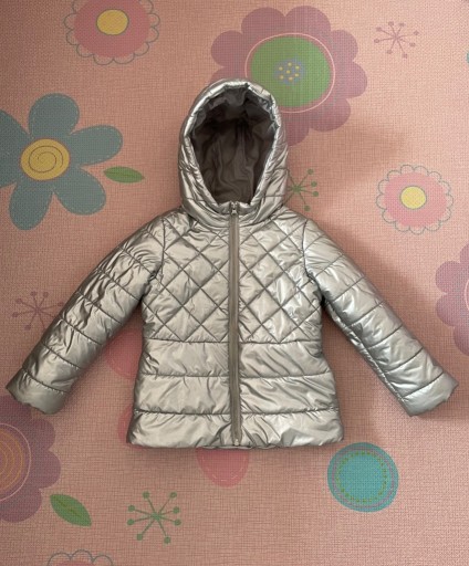 Zdjęcie oferty: UNITED COLORS OF BENETTON - 110cm kurtka puchowa