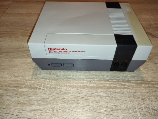 Zdjęcie oferty: Sprawna konsola Nintendo NES