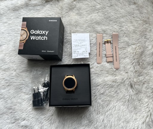 Zdjęcie oferty: Smartwatch Samsung Galaxy watch Rosę Gold 42mm