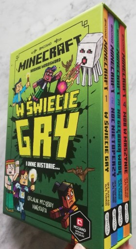 Zdjęcie oferty: Minecraft Kroniki Woodsword W świecie gry - zestaw