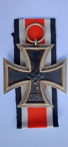 Zdjęcie oferty: Krzyż żelazny 2 klasy sygnowany 66.