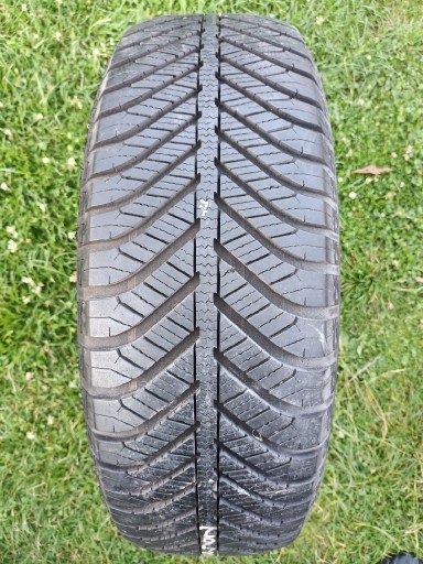 Zdjęcie oferty: Opona 215 60 17 96V Goodyear Vector 4 seasons M+S 