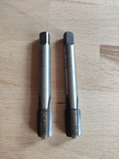 Zdjęcie oferty: Gwintownik M12 x 1 2A/2P SW7M