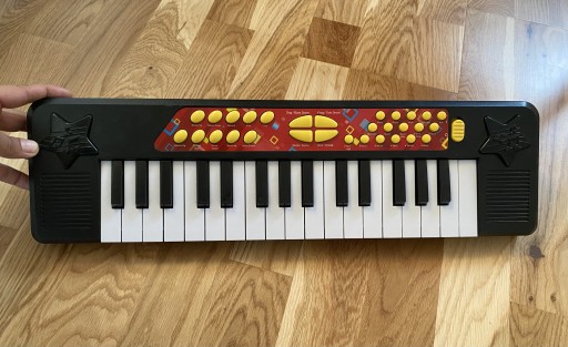 Zdjęcie oferty: One Two Fun pianinko keyboard