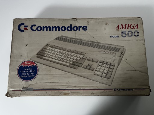 Zdjęcie oferty: Commodore Amiga 500 komplet z pudełkiem!