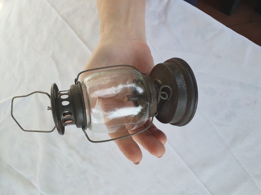 Zdjęcie oferty: Lampa naftowa, mała 
