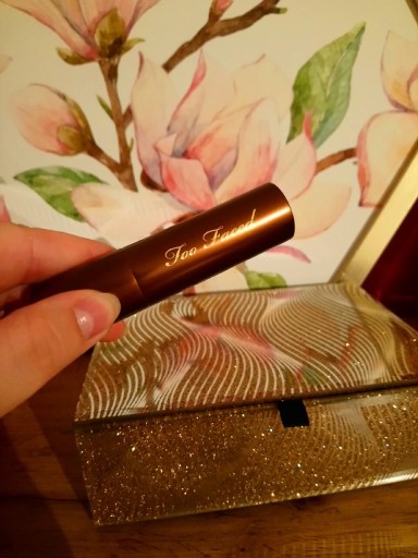 Zdjęcie oferty: Too Faced Melting Bronzing & Sculpting Stick Chocolate Souffle 