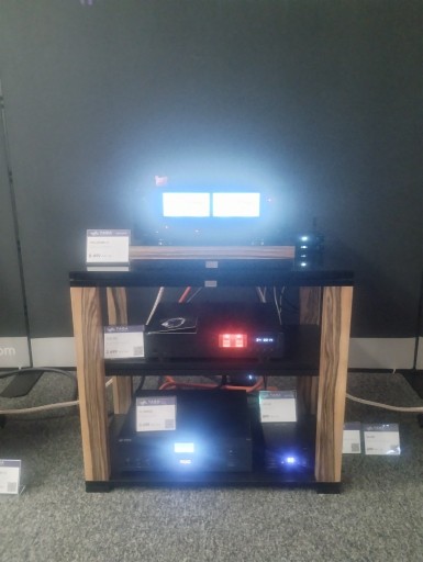 Zdjęcie oferty: Stolik audio regał hifi na gramofon płyty winylowe FOS