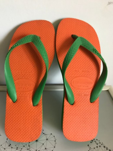 Zdjęcie oferty: Dwukolorowe klapki/japonki Havaianas 37/38 - 25cm