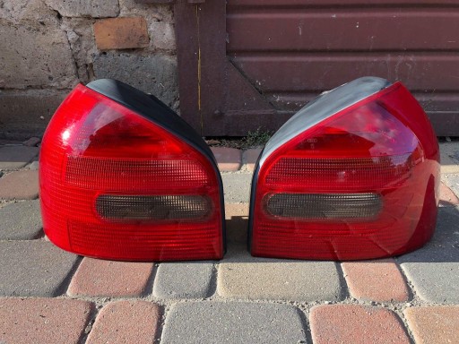 Zdjęcie oferty: Audi A3 8l lampy tył