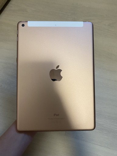 Zdjęcie oferty: iPad 6