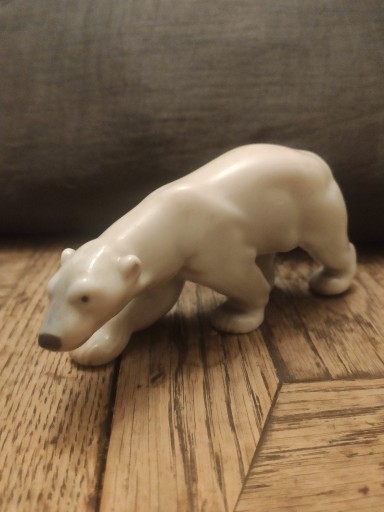 Zdjęcie oferty: Figurka Niedźwiedź polarny b & g Kopenhaga 2218
