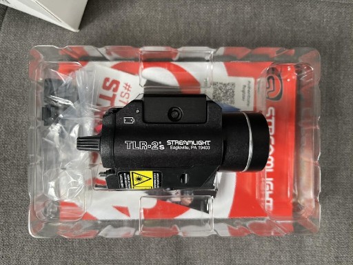 Zdjęcie oferty: LATARKA TAKTYCZNA STREAMLIGHT TLR-2 S, 300 LM