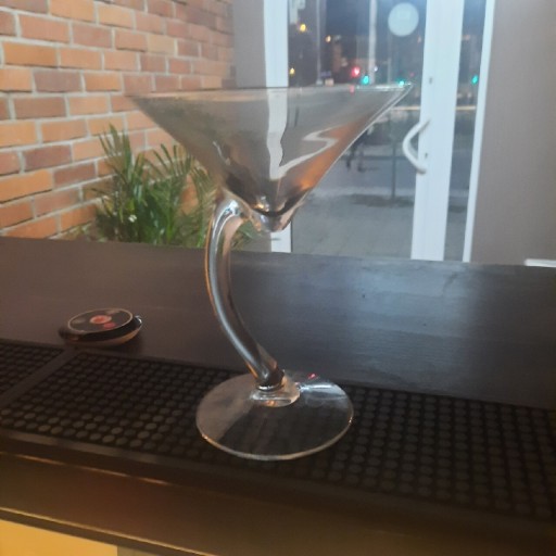 Zdjęcie oferty:  Kieliszek koktajlowy Martini Glass 