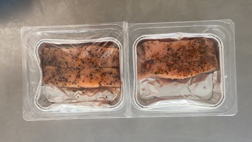 Zdjęcie oferty: Porcje steki z łososia tacka grill 