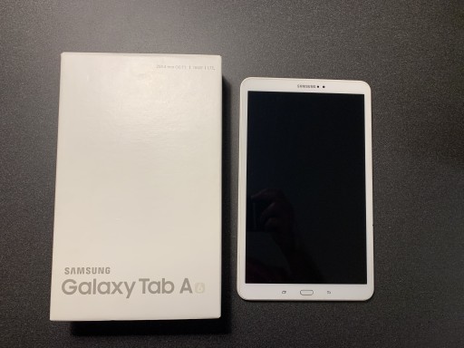 Zdjęcie oferty: Tablet Samsung Galaxy Tab A SM-T585 biały LTE