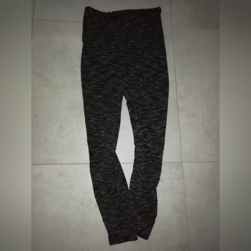 Zdjęcie oferty: Legginsy ciążowe M, 3 sztuki