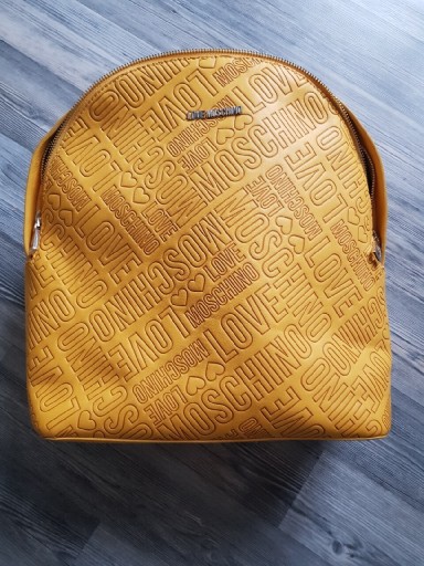 Zdjęcie oferty: Love Moschino plecak żółty musztardowy