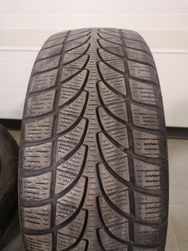 Zdjęcie oferty: Opony zimowe BRIDGESTONE BLIZZAK LM-32 215/55 R17 