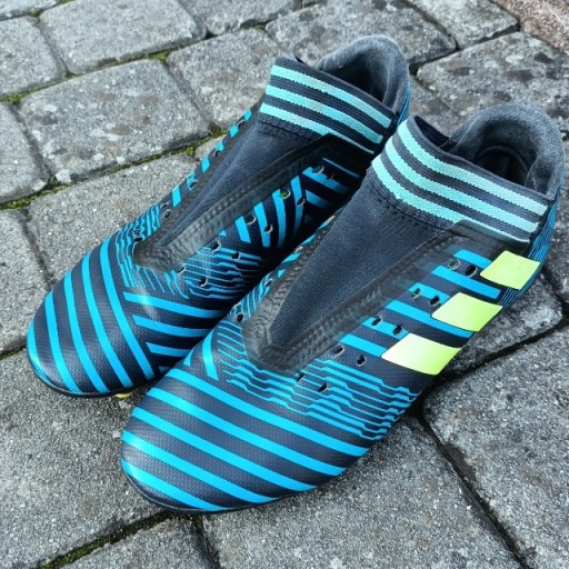 Zdjęcie oferty: Buty korki ADIDAS NEMEZIZ r.38