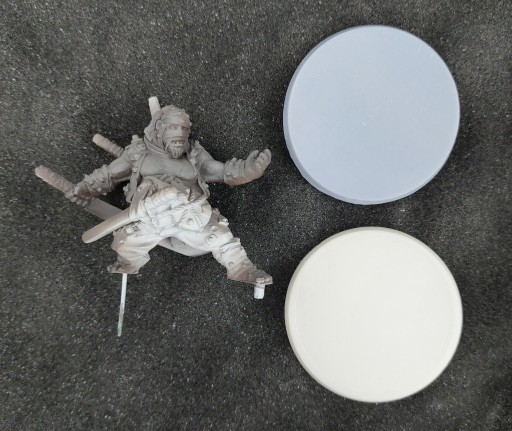 Zdjęcie oferty: Age of Sigmar. Ogor Mawtribes: Maneaters x 1 (Ninja) --- METAL