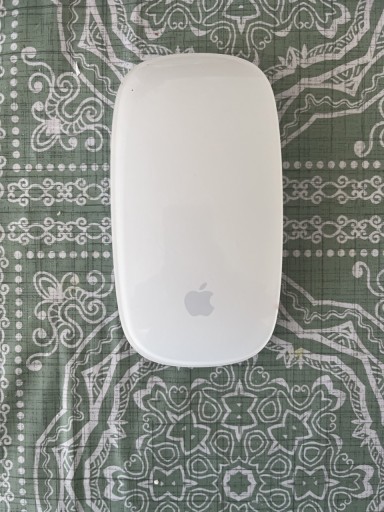 Zdjęcie oferty: Apple myszka A1657