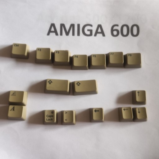 Zdjęcie oferty: Amiga 600- Klawisze na prostokątny młoteczek szare