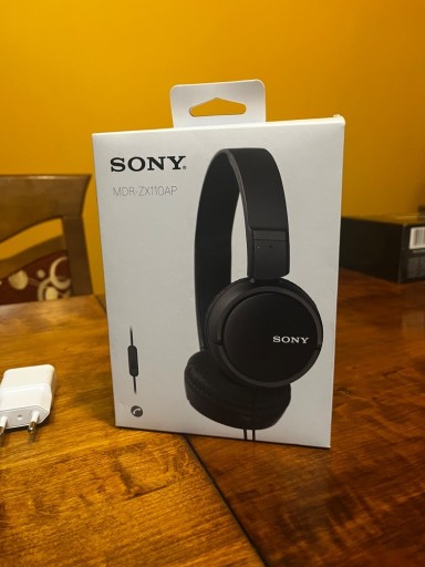 Zdjęcie oferty: Słuchawki nauszne SONY WHCH520 Czarny