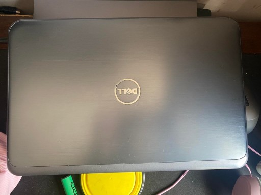 Zdjęcie oferty: Laptop DELL Inspiron 5737 