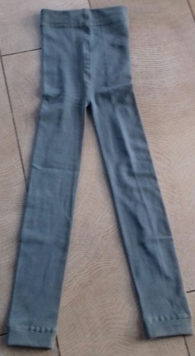 Zdjęcie oferty: Zielone rajstopo-legginsy r. 134\140